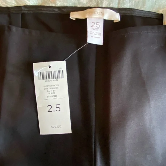 NWT Chico’s Ultimate Fit Ankle Black Pants - Picture 3 of 10